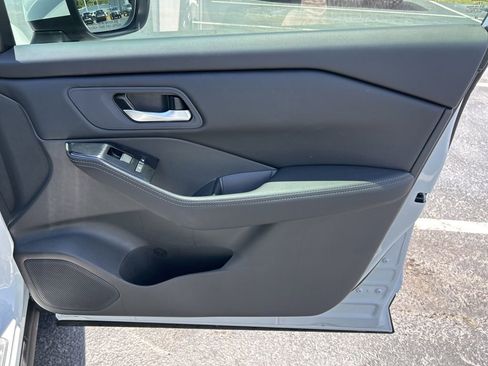 New 2026 Nissan Rogue SV FWD image 41