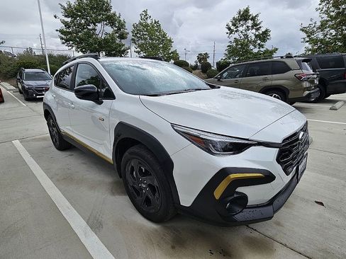 Certified 2025 Subaru Crosstrek 2.5i Sport w/ Crosstrek Mirror Package image 5