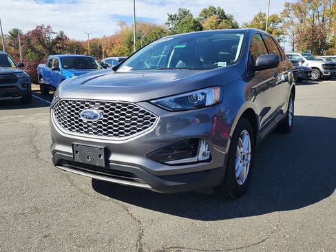 Certified 2024 Ford Edge SEL w/ Convenience Package image 4