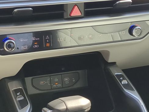 New 2026 Kia Sorento S image 16