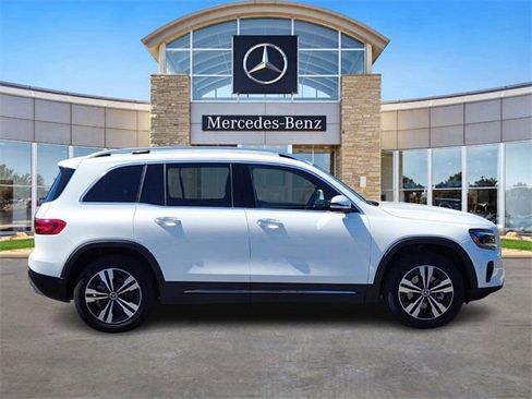 Certified 2025 Mercedes-Benz GLB 250 GLB 250 image 5