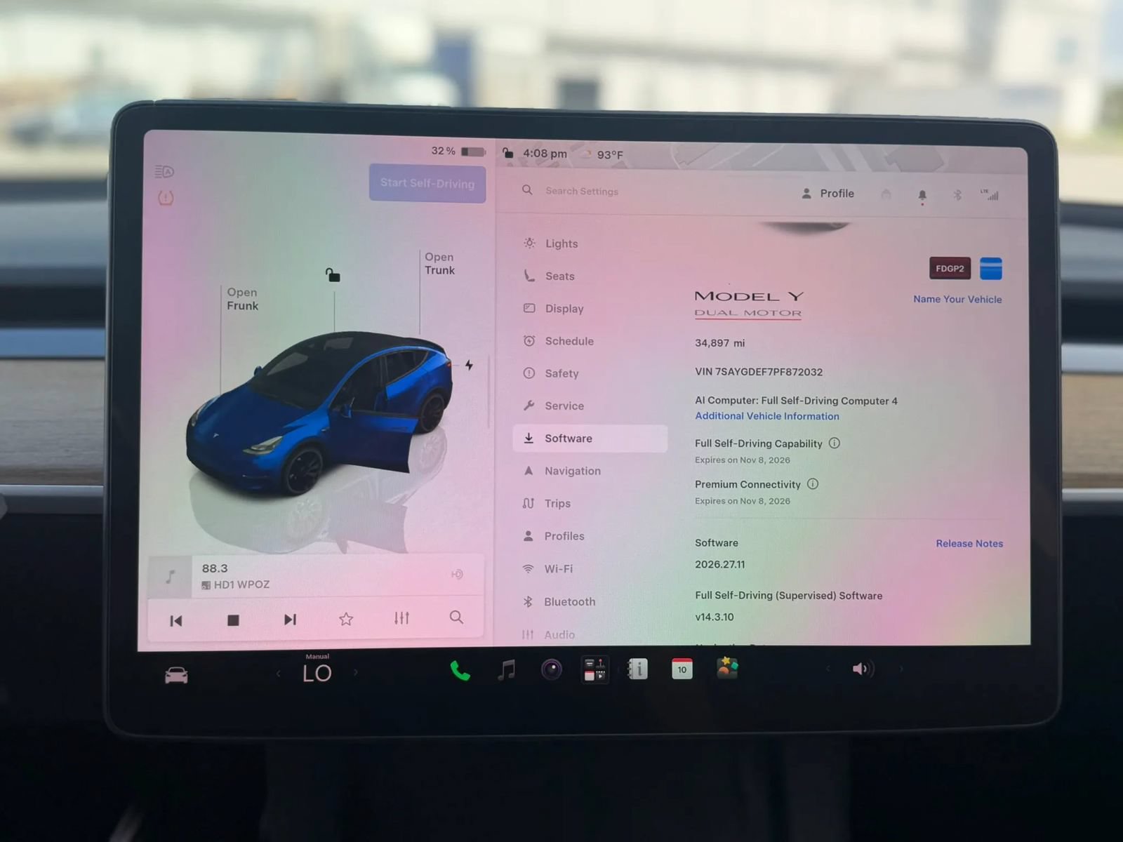 Used 2023 Tesla Model Y Performance AWD/4WD image 30