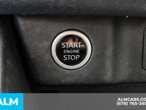 Used 2023 Nissan Rogue SV FWD image 25