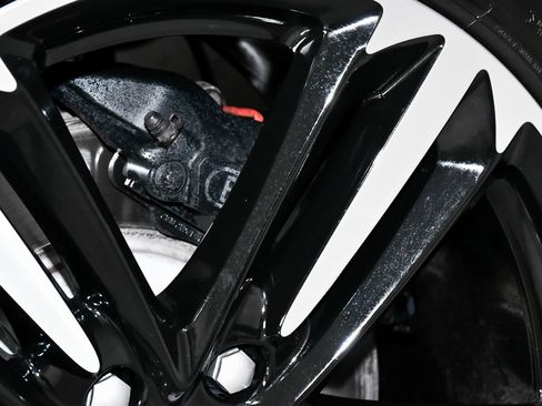 Used 2021 Bentley Continental GT image 91