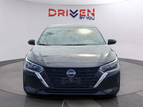 Used 2024 Nissan Sentra SV FWD image 8