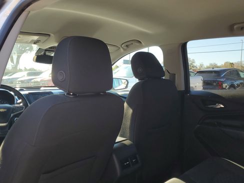 Used 2021 Chevrolet Equinox LT image 14