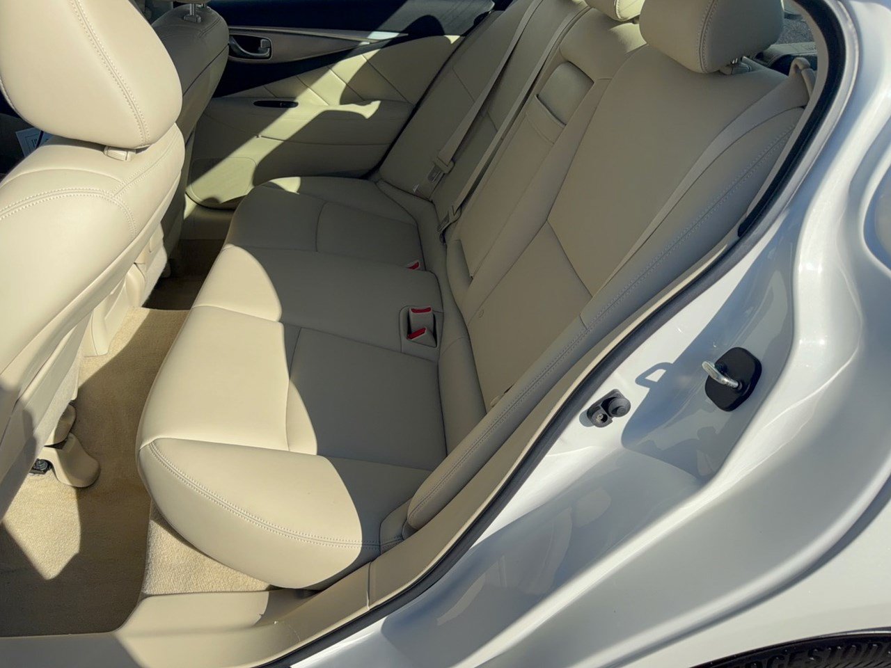 Used 2014 INFINITI Q50 Premium w/ Navigation Package RWD image 25