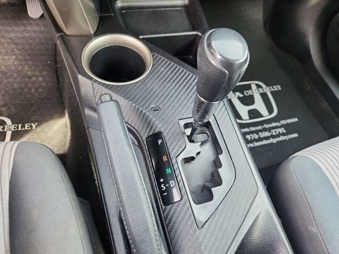 Used 2014 Toyota RAV4 LE image 24