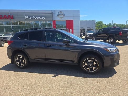 Used 2018 Subaru Crosstrek 2.0i Premium w/ Popular Package #3 AWD/4WD image 9
