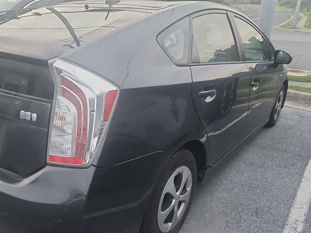 Used 2012 Toyota Prius Four FWD image 4
