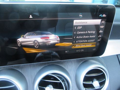 Used 2020 Mercedes-Benz C 300 Cabriolet image 55