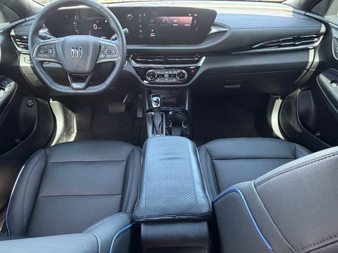 Used 2024 Buick Envista Sport Touring w/ Convenience I Package FWD image 26