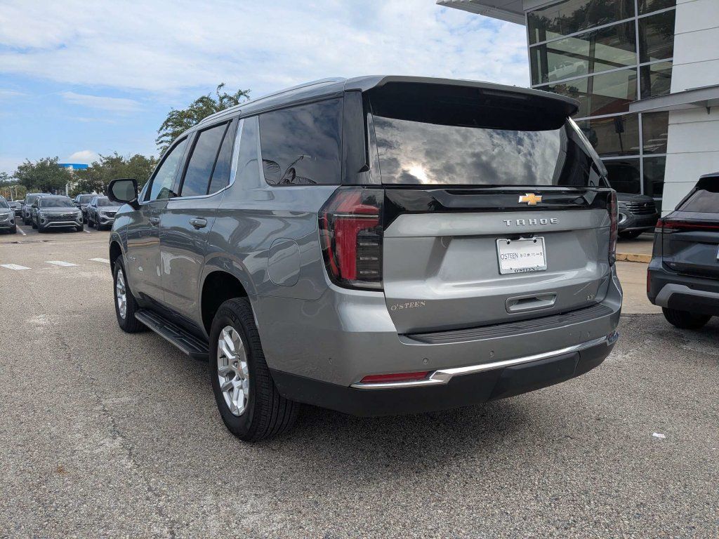 Used 2025 Chevrolet Tahoe LT AWD/4WD image 4