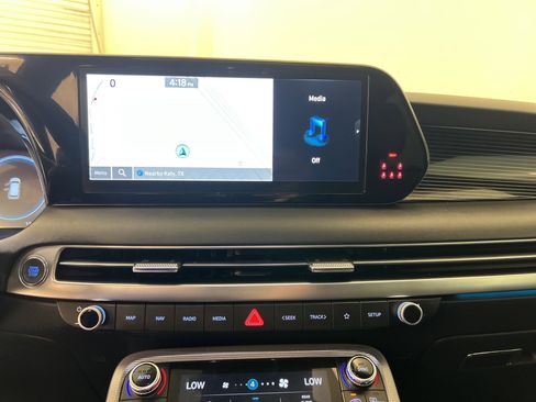 Used 2025 Hyundai Palisade Calligraphy image 24