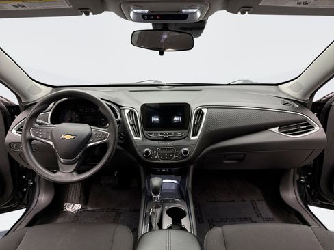 Used 2024 Chevrolet Malibu LT image 14