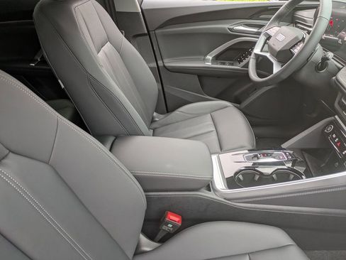 New 2025 Audi Q5 Premium Plus image 35