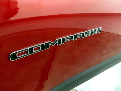 Used 2025 Jeep Compass Limited AWD/4WD image 8
