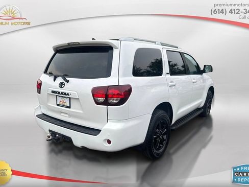 Used 2019 Toyota Sequoia SR5 AWD/4WD image 5