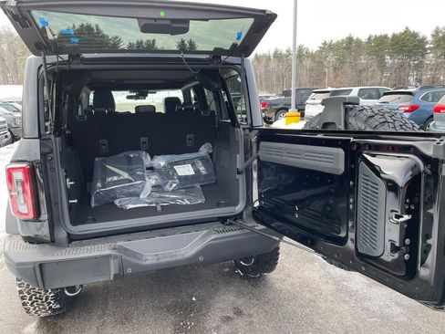 New 2025 Ford Bronco Badlands image 24