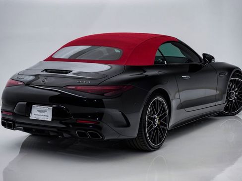 Used 2023 Mercedes-Benz SL 63 AMG 4MATIC image 9