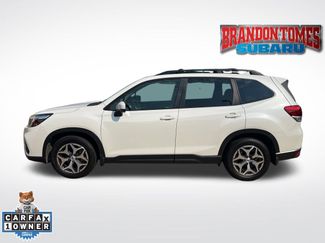 Used 2019 Subaru Forester Premium image 1