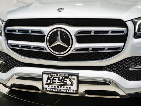Used 2022 Mercedes-Benz GLS 450 4MATIC image 8