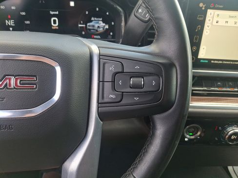 Used 2023 GMC Sierra 1500 Elevation AWD/4WD image 22