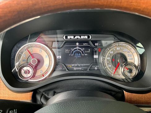 Used 2021 RAM 1500 Limited AWD/4WD image 26