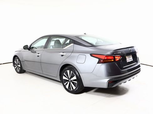 Used 2021 Nissan Altima 2.5 SV image 11