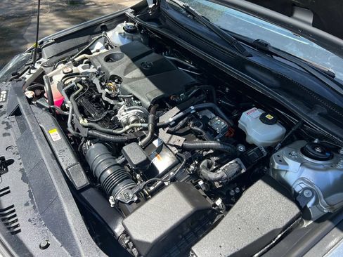 Used 2021 Toyota Camry SE FWD image 34