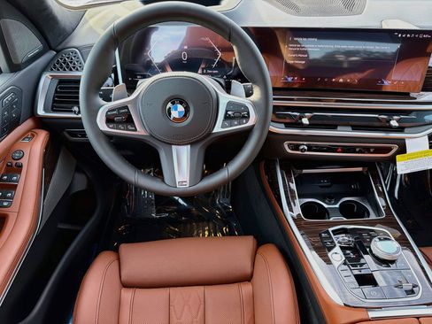 New 2027 BMW X7 xDrive40i w/ Executive Package AWD/4WD image 18