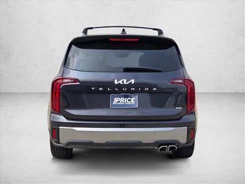 Used 2025 Kia Telluride S AWD/4WD image 7