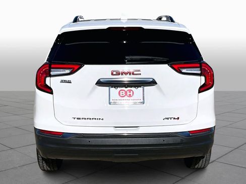 Used 2024 GMC Terrain AT4 w/ Infotainment Package II image 4