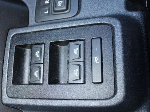 Used 2022 Ford Bronco Big Bend w/ Sasquatch Package image 38