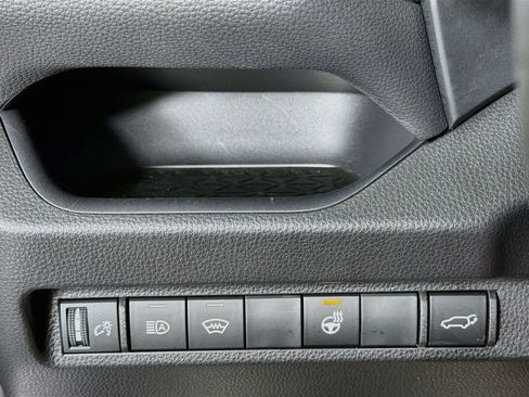 Used 2023 Toyota RAV4 XLE Premium AWD/4WD image 15