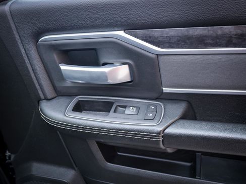 Used 2024 RAM 3500 Big Horn image 26