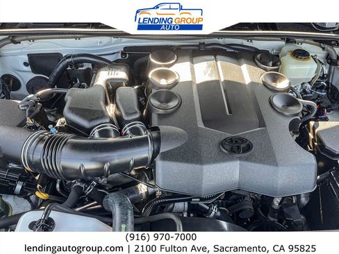 Used 2015 Toyota 4Runner Limited image 27