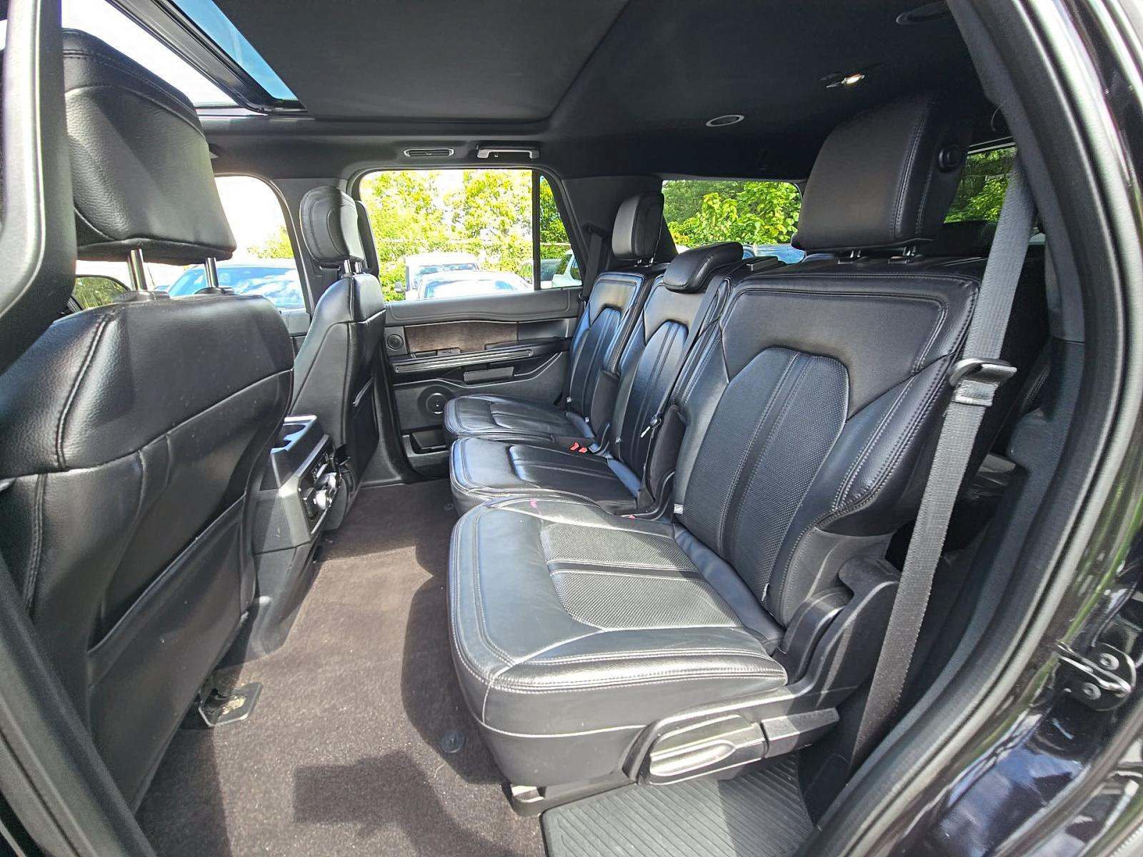 Used 2020 Ford Expedition Limited w/ Equipment Group 301A AWD/4WD image 7