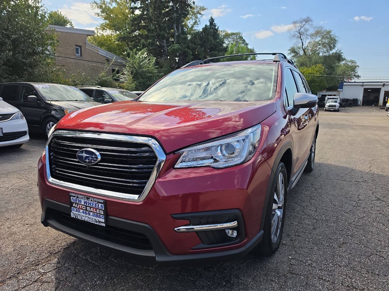 Used 2019 Subaru Ascent Touring w/ Popular Package #3 AWD/4WD image 1