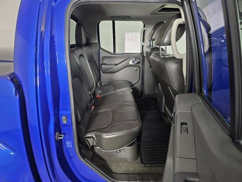 Used 2015 Nissan Frontier PRO-4X w/ Pro-4x Luxury Package image 16