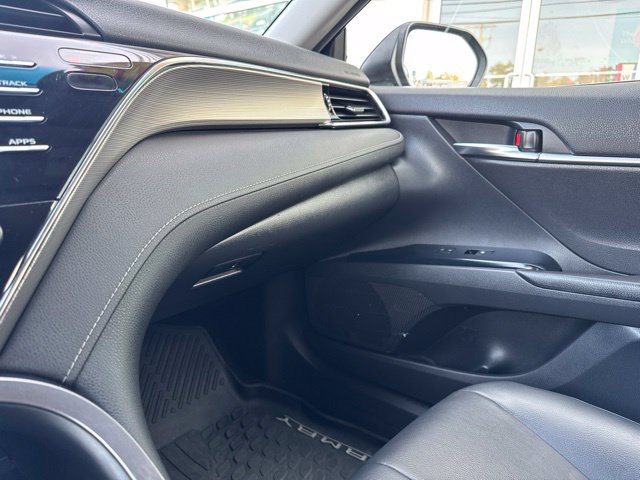 Used 2018 Toyota Camry SE w/ Convenience Package FWD image 17