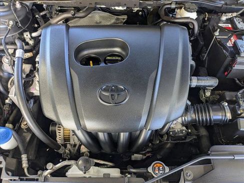 Used 2020 Toyota Yaris LE image 20