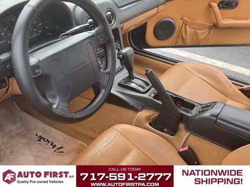 Used 1996 MAZDA MX-5 Miata RWD image 5