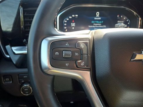 Used 2023 Chevrolet Silverado 1500 LT AWD/4WD image 21