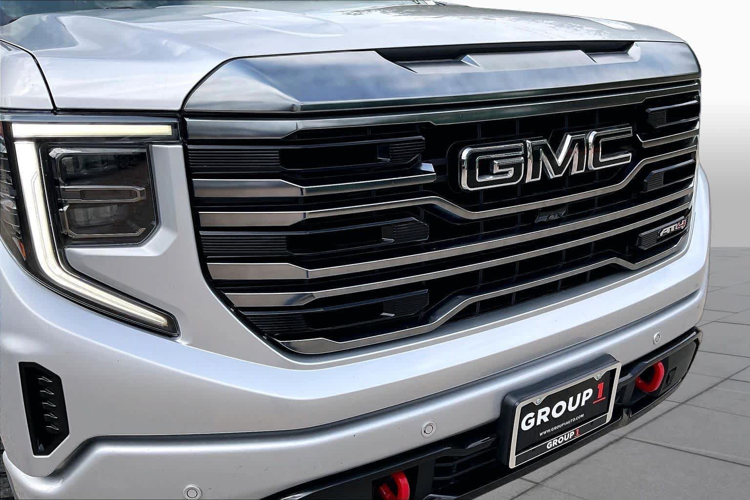 Used 2022 GMC Sierra 1500 AT4 w/ Sierra Safety Plus Package AWD/4WD image 29