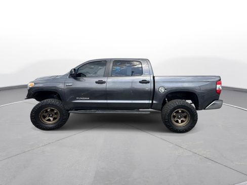 Used 2016 Toyota Tundra SR5 image 9
