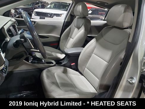 Used 2019 Hyundai Ioniq Limited FWD image 6