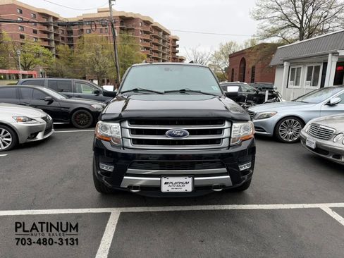 Used 2017 Ford Expedition Platinum AWD/4WD image 4