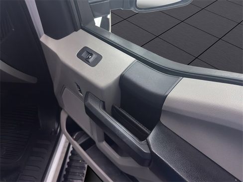 Used 2017 Ford F250 XL w/ Power Equipment Group image 36