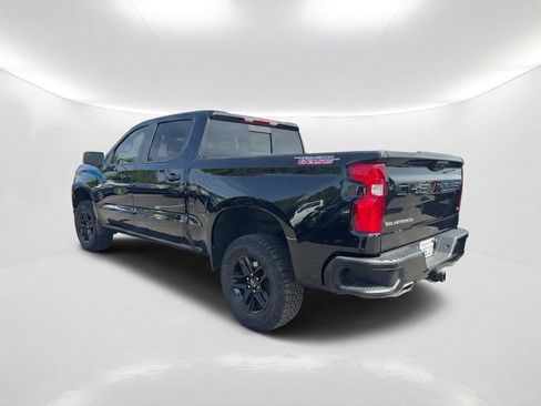 Used 2024 Chevrolet Silverado 1500 LT Trail Boss w/ Convenience Package II AWD/4WD image 8